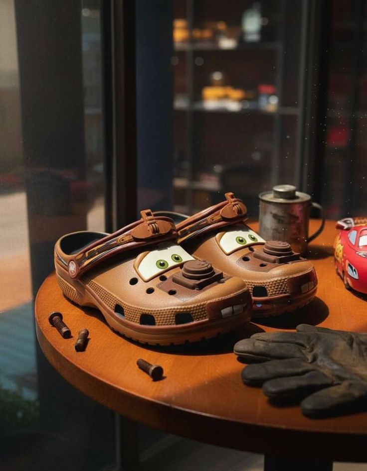 EmmaTheLabel | Crocs Cars