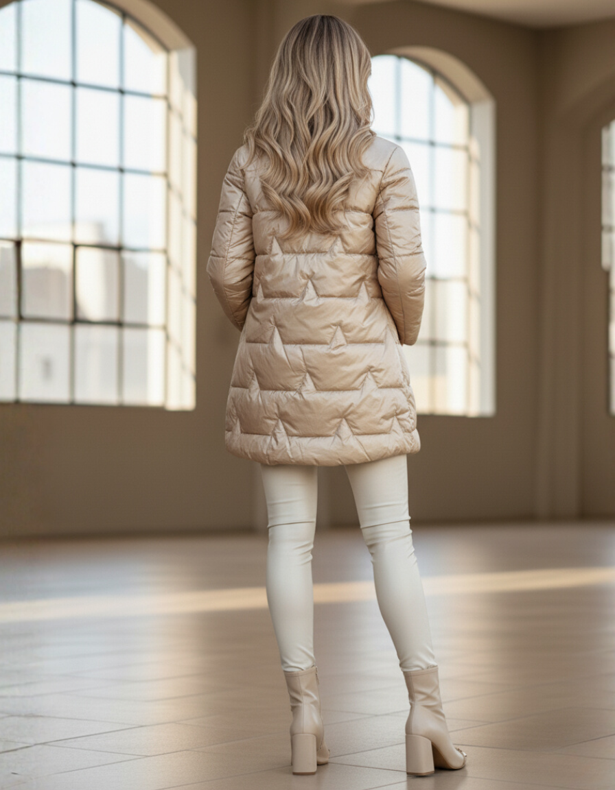 Ksena™ | Złota Pikowana Kurtka Zimowa z Kapturem